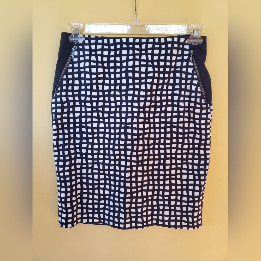 EUC The Limited Cotton Pencil Skirt 6